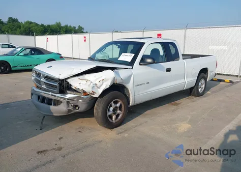 2000 Dodge Dakota Slt/Sport from USA, damaged, VIN 1B7GL22X0YS705456